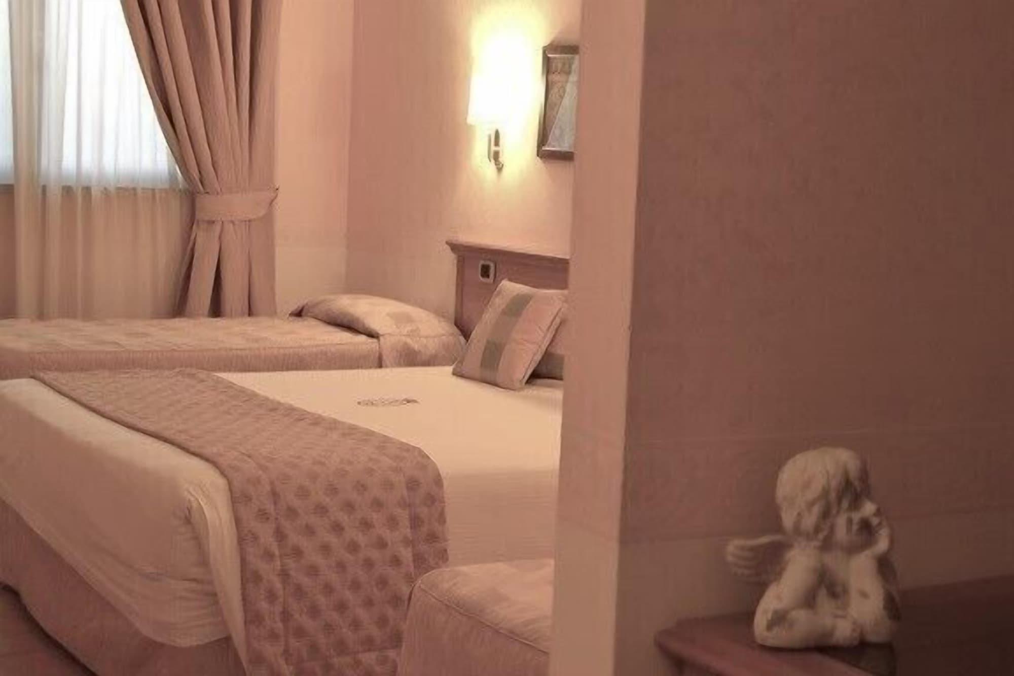 Hotel Seccy Boutique Art & Museum