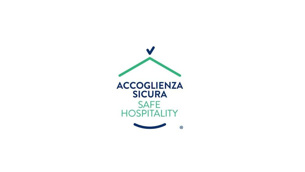 Hotel Seccy Boutique Art & Museum 4*