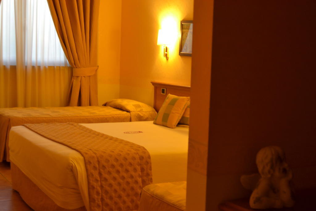 Hotel Seccy Boutique Art & Museum Fiumicino