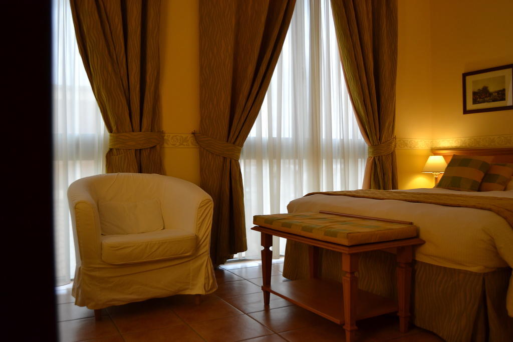 Hotel Seccy Boutique Art & Museum Fiumicino