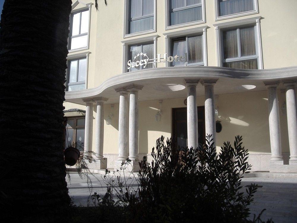 Hotel Seccy Boutique Art & Museum 4*