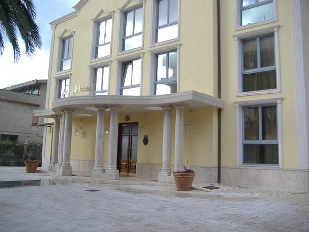 Hotel Seccy Boutique Art & Museum Fiumicino